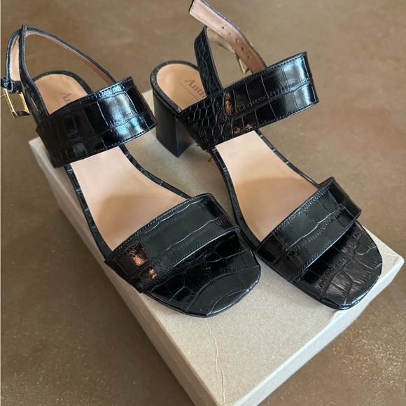 Anthology Paris Celine sandals, size 38. Brand new, never worn! - Picture 7 of 8